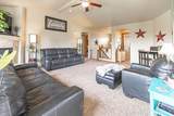937 Oasis St - Photo 12