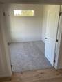 18718 Riverside Ct - Photo 3