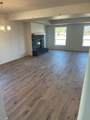 18718 Riverside Ct - Photo 4