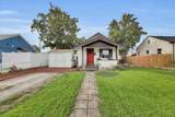 928 Montgomery Ave - Photo 1
