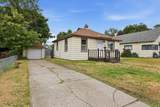 718 Queen Ave - Photo 3