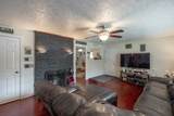 902 Freya St - Photo 1
