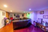 902 Freya St - Photo 3
