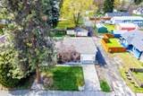 902 Freya St - Photo 24