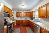 902 Freya St - Photo 5
