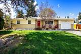 902 Freya St - Photo 6