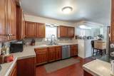 902 Freya St - Photo 9