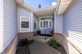 40 Falcon Ave - Photo 3