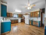 218 Broadway St - Photo 15