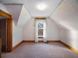 218 Broadway St - Photo 28