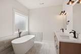25720 Yale Rd - Photo 16