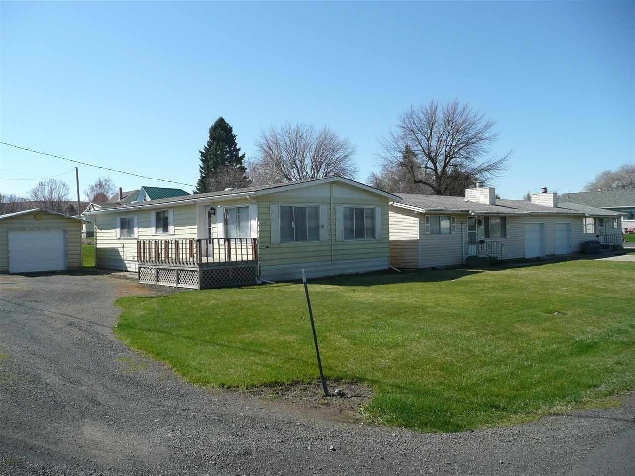 205 Front St - Photo 1