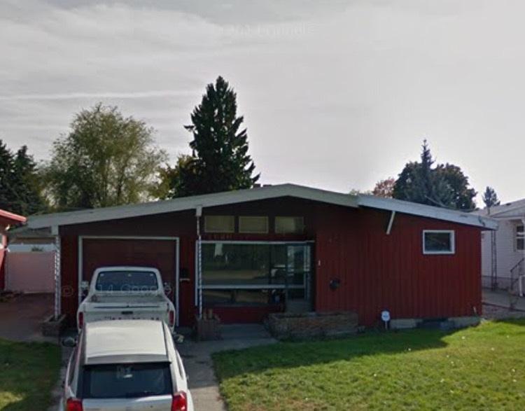 2626 Marshall Ave - Photo 1
