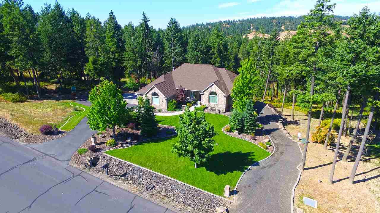 17007 Logan Ln - Photo 1