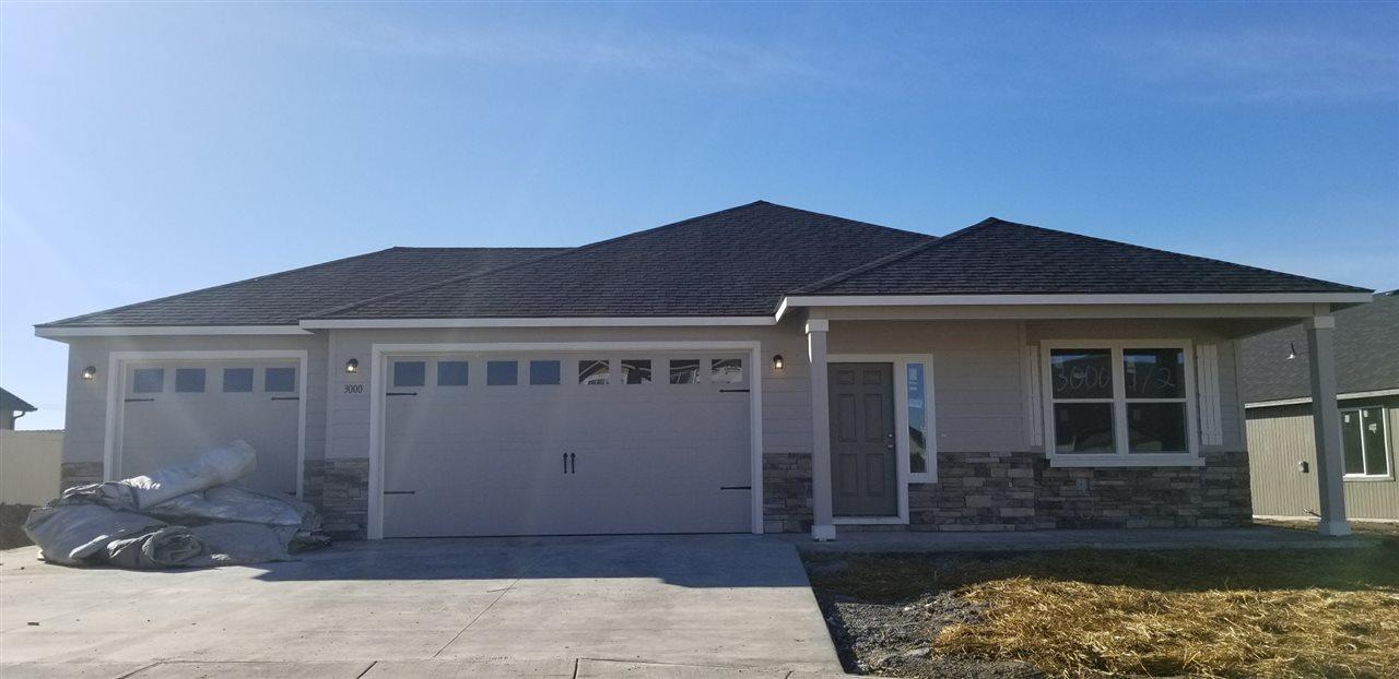 8818 Pirates Ct - Photo 1