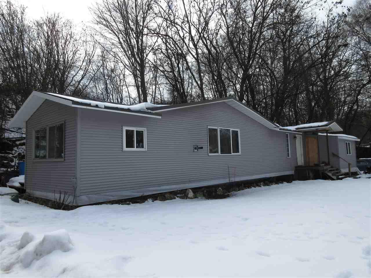 116 6th St - Photo 1