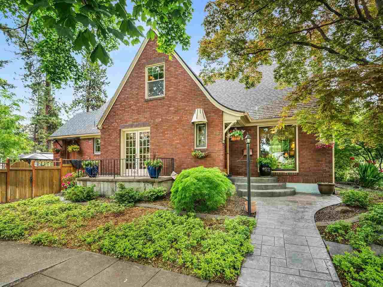 1038 14th Ave - Photo 1