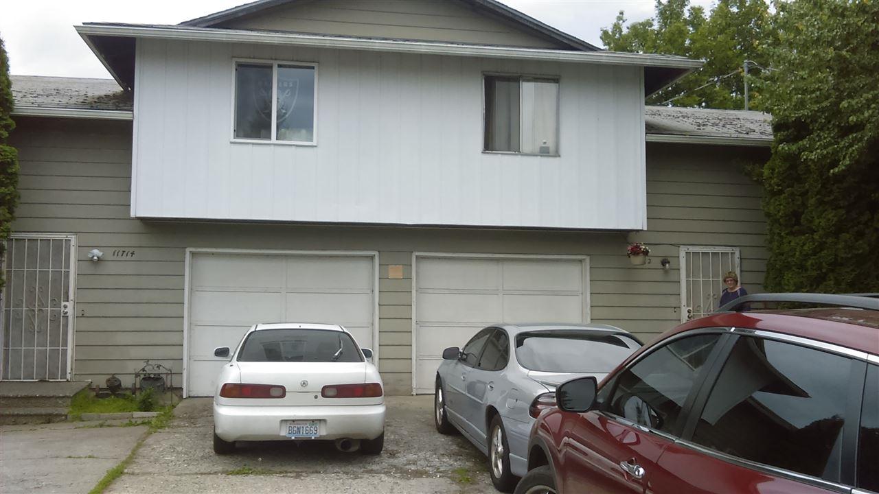 11712/11714 Broadway Ave - Photo 1