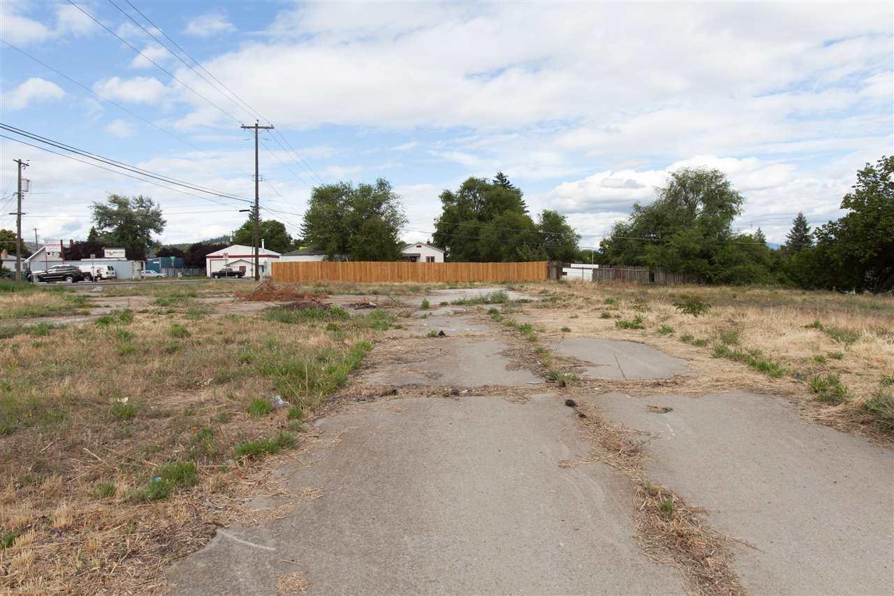 3004 Altamont St - Photo 1