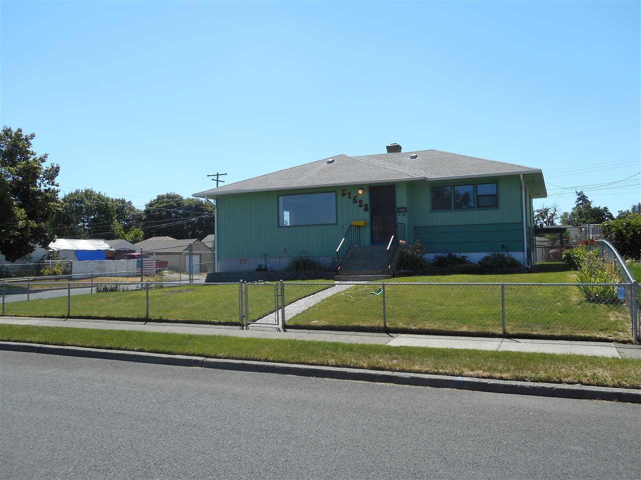 1528 Rich Ave - Photo 1