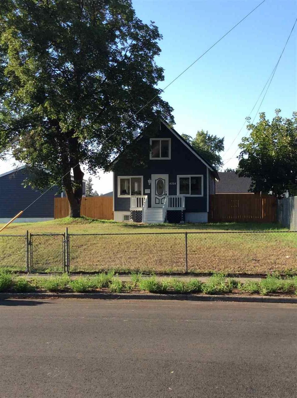 4324 Crown Ave - Photo 1