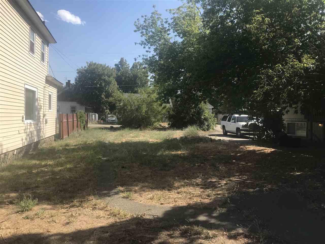 1911 Boone Ave - Photo 1
