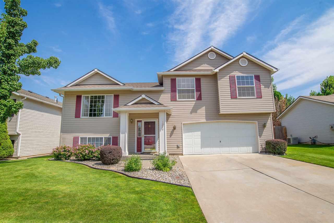 1220 Eagle Rd - Photo 1