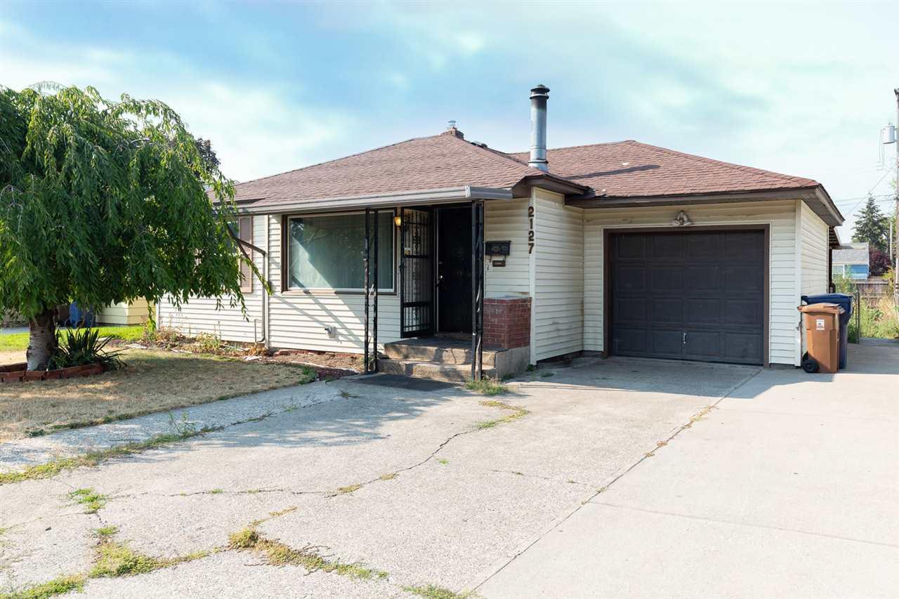 2127 Rowan Ave - Photo 1