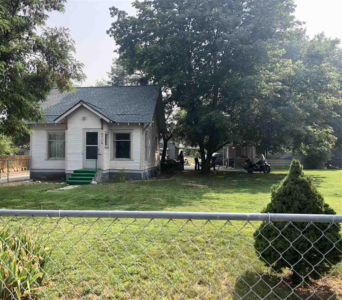 6716 Crestline St - Photo 1