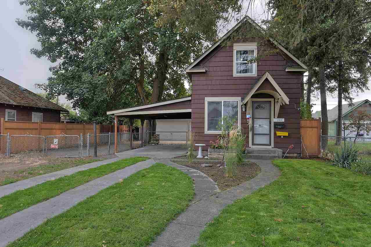 2812 Joseph Ave - Photo 1