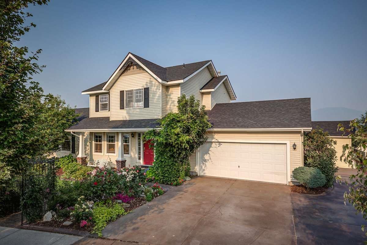 7260 Courcelles Pkwy - Photo 1