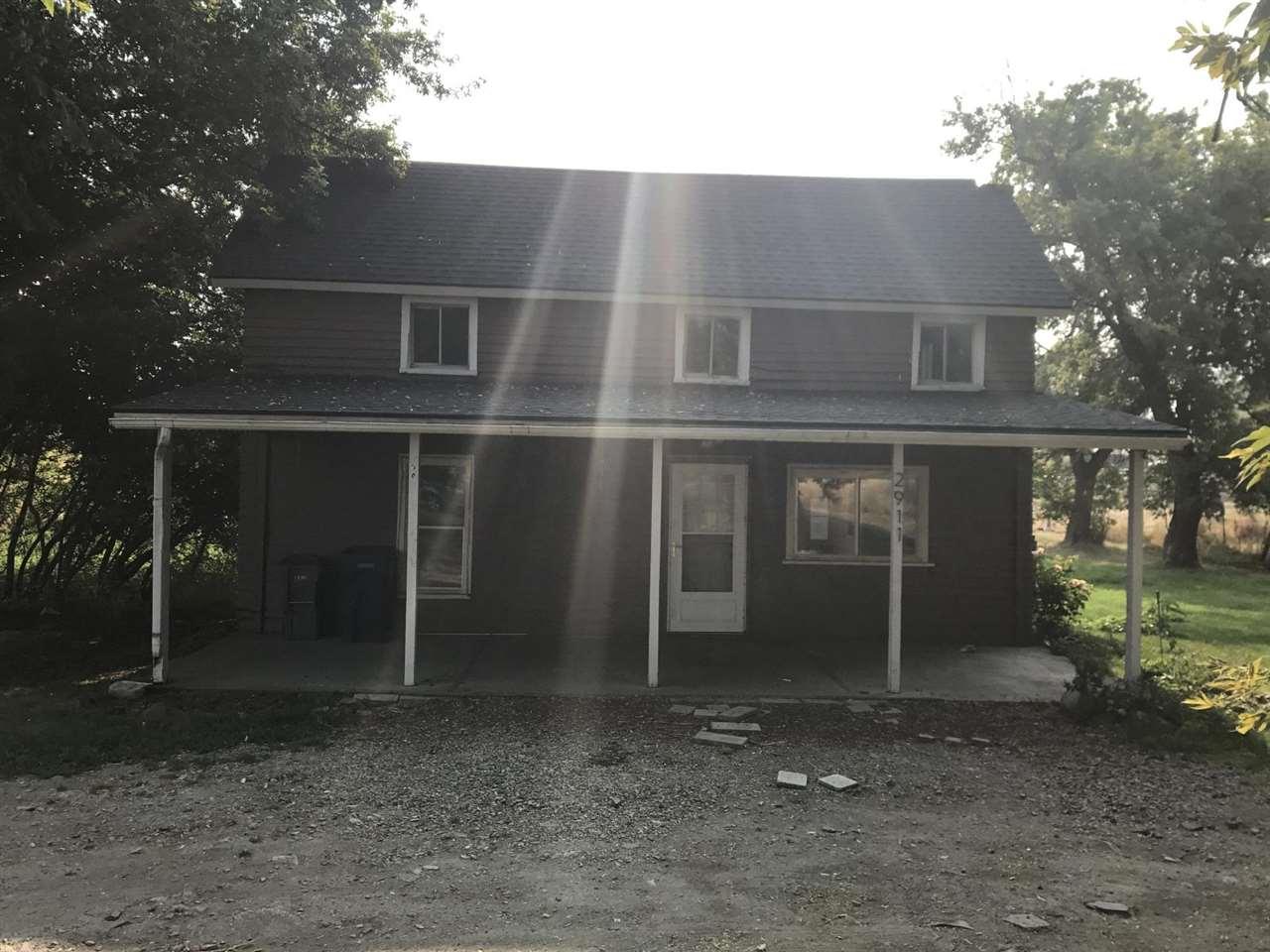 2912 Windsor Rd - Photo 1