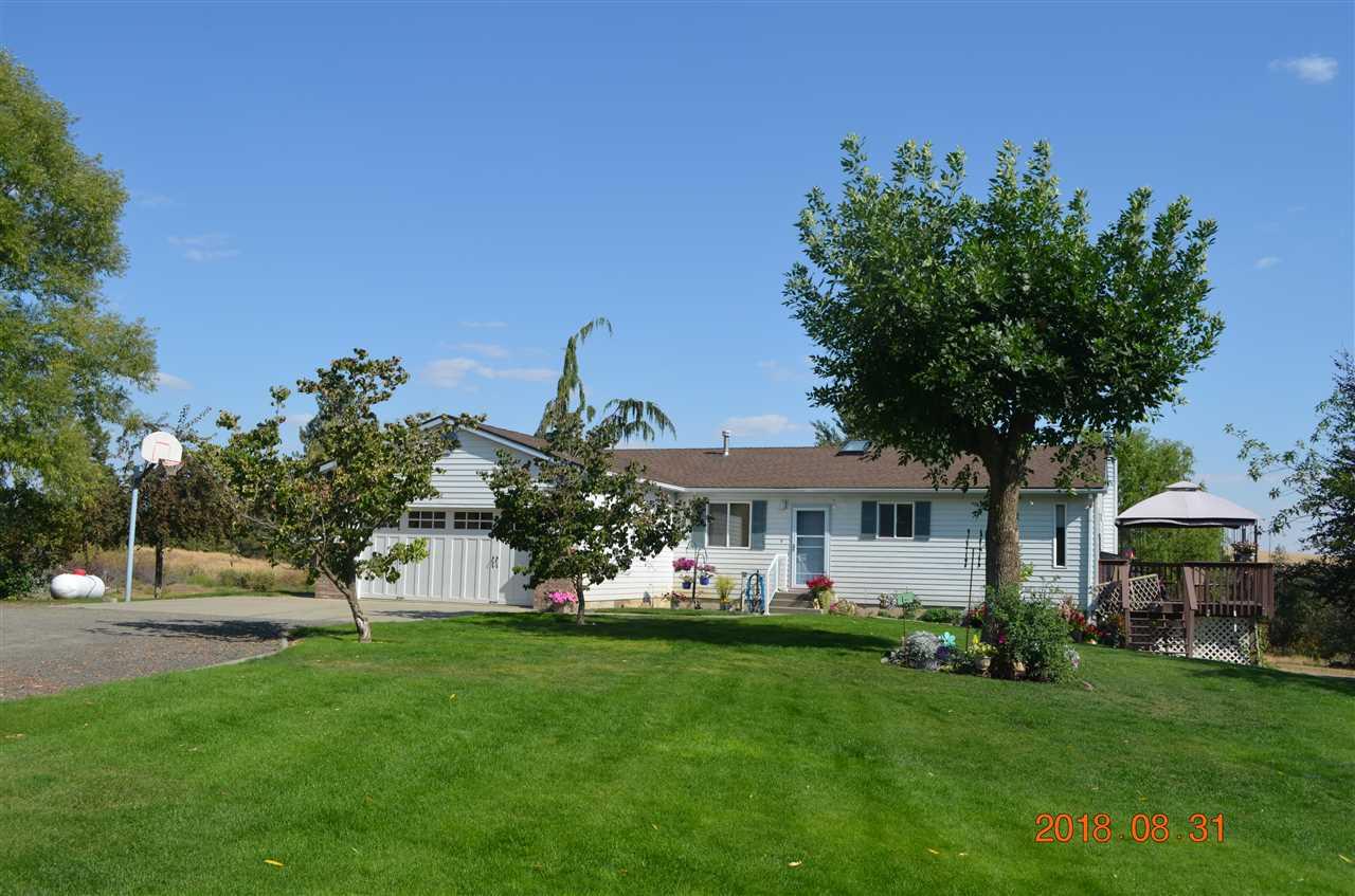 16301 Lakeside Dr - Photo 1