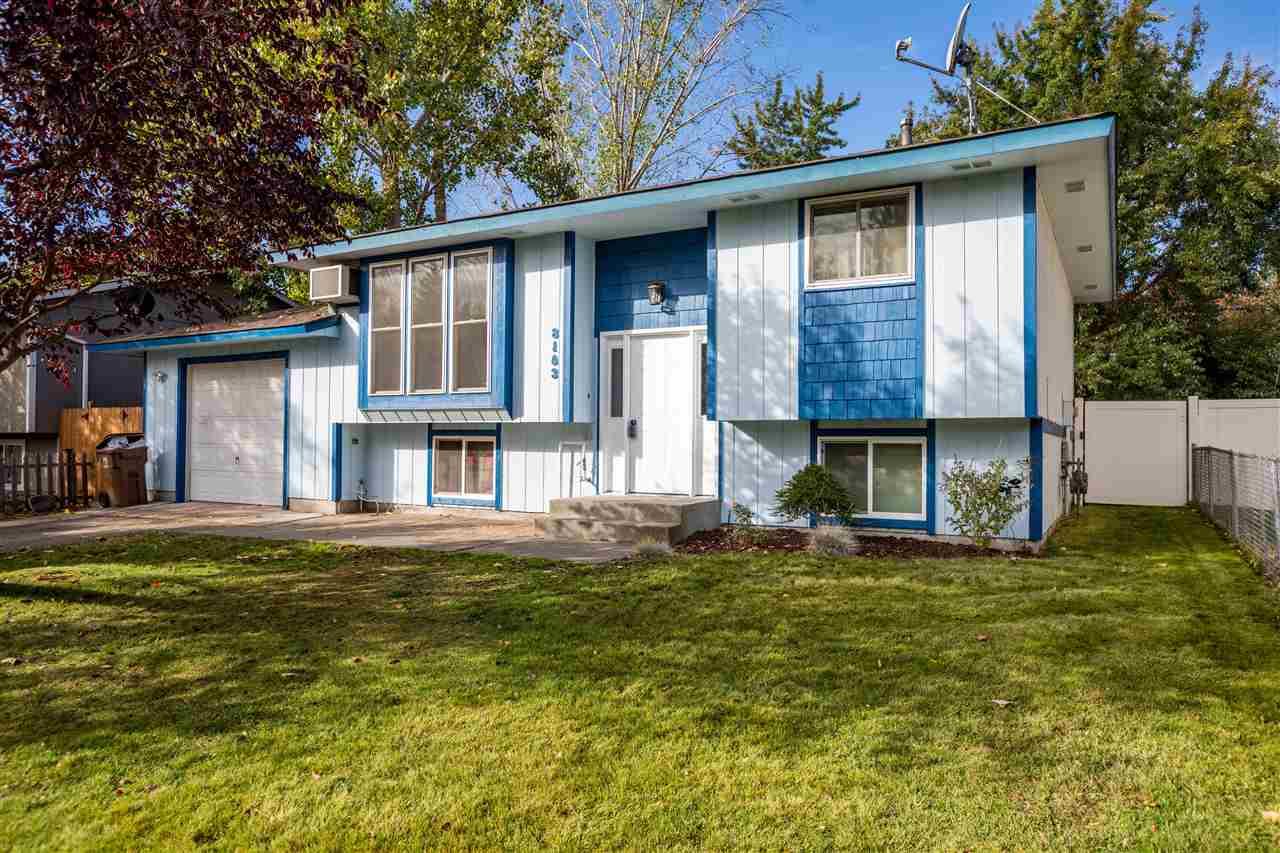 8103 Dakota St - Photo 1