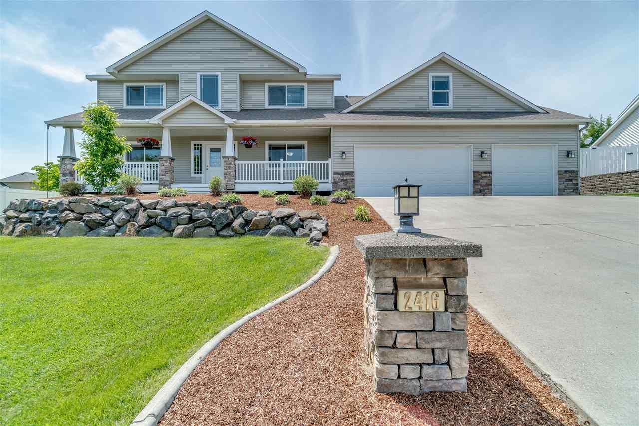 2416 Windsor Dr - Photo 1