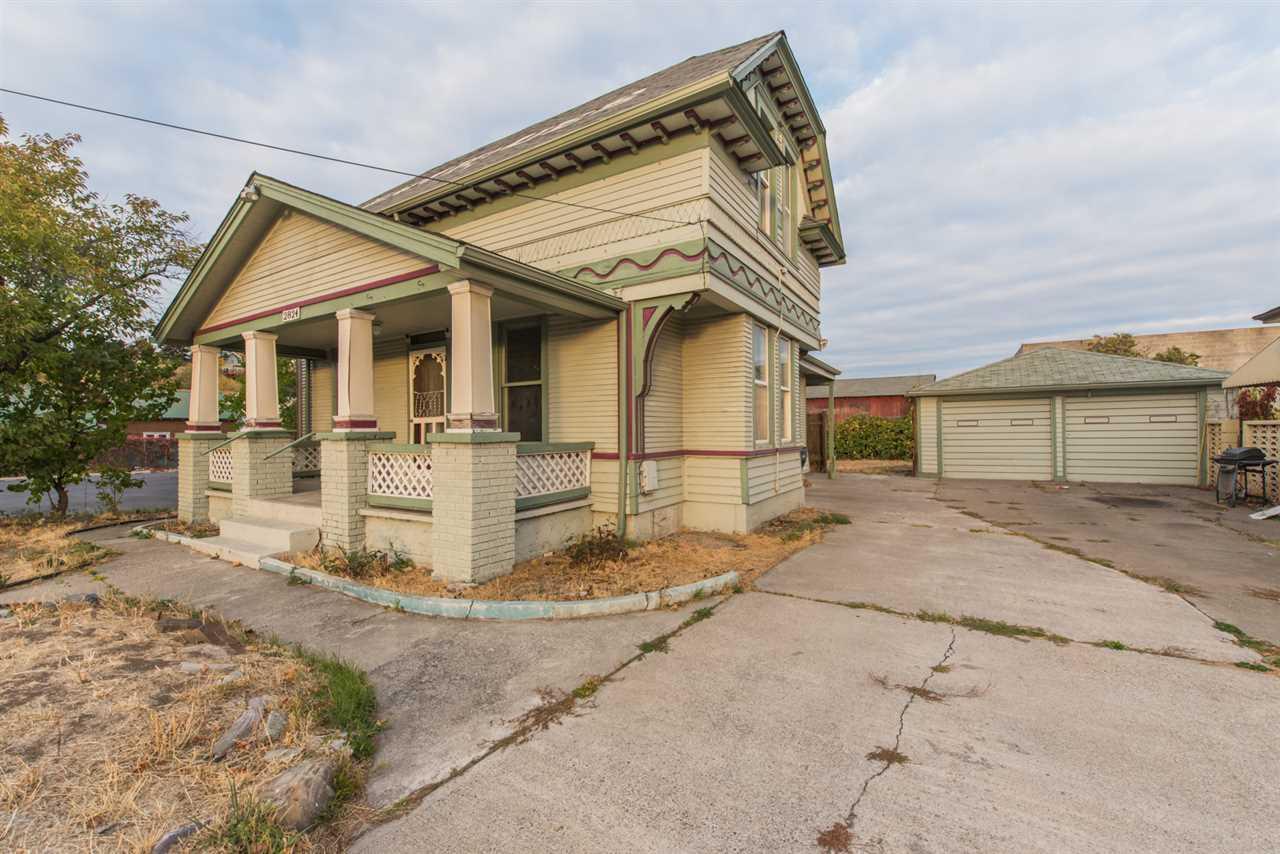 2824 Ruby St - Photo 1