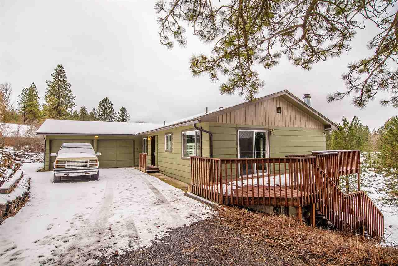 21609 Meadowview Dr - Photo 1