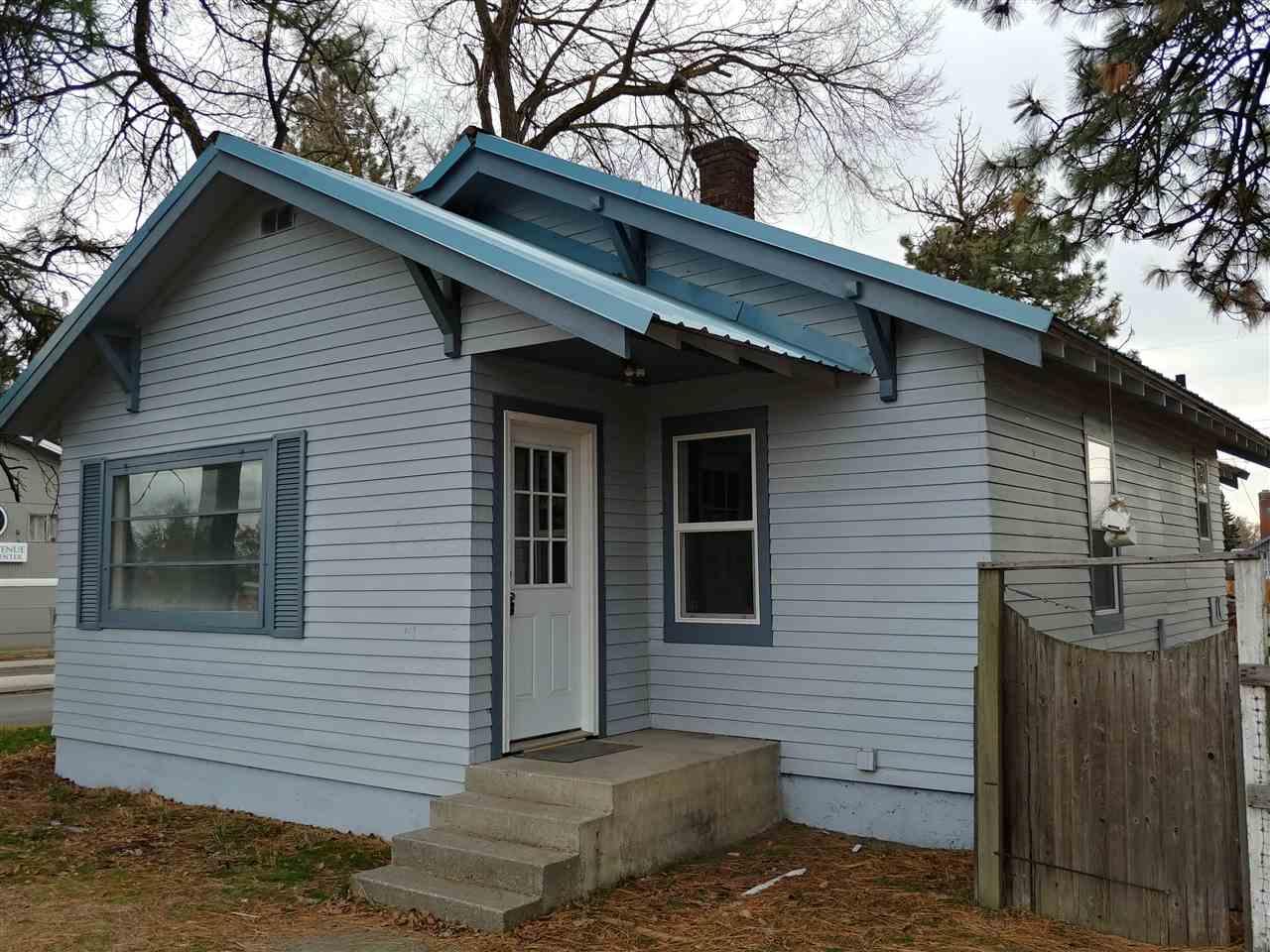 926 North Ave - Photo 1