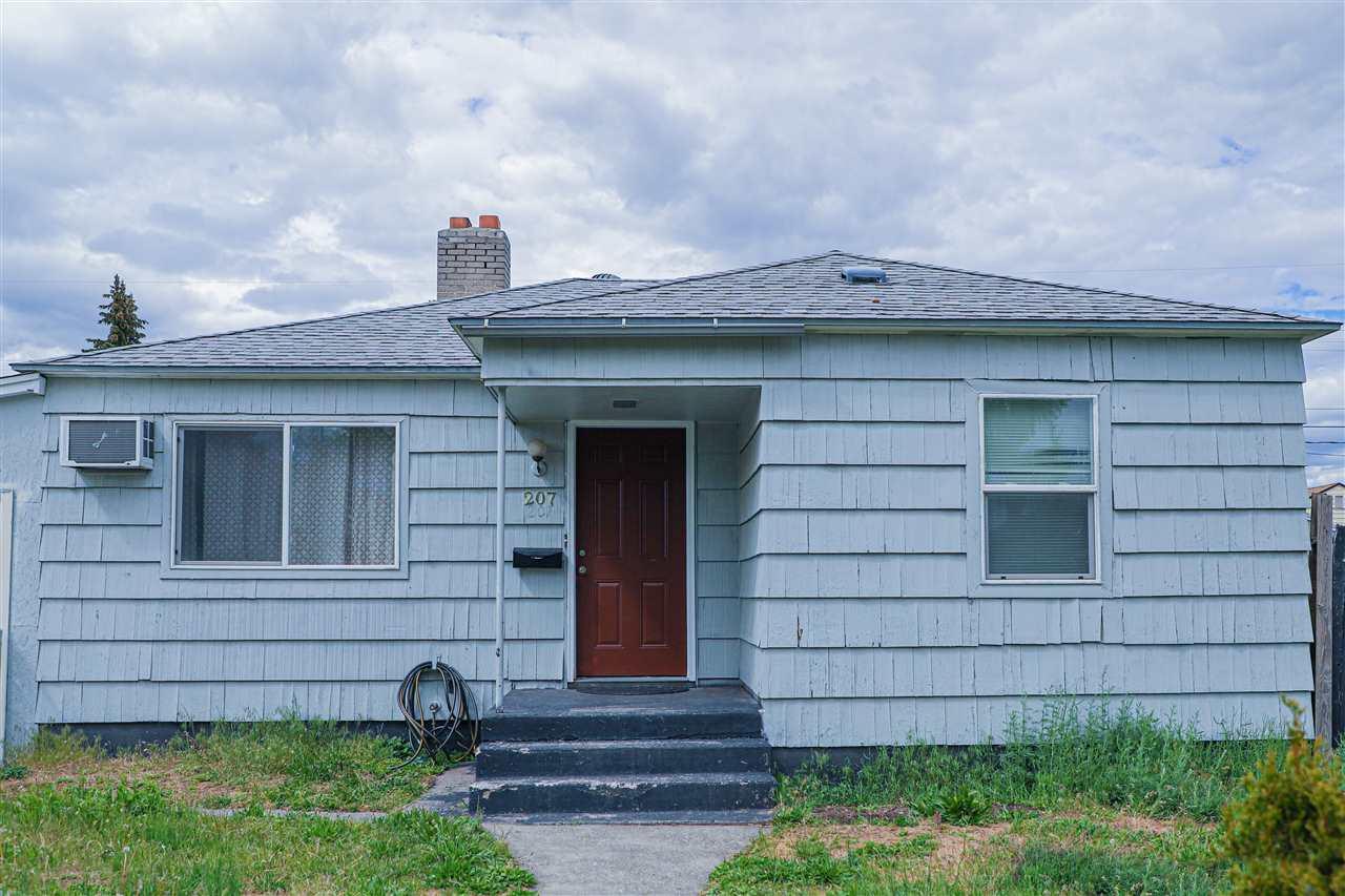 207 Empire Ave - Photo 1