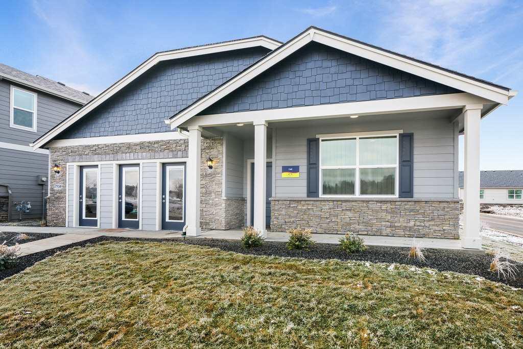 7920 Dana Ln - Photo 1