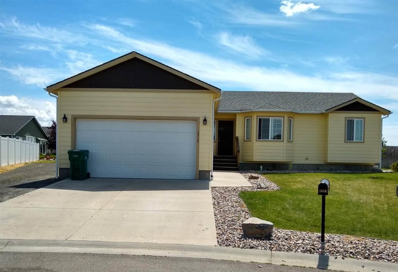 1516 First Ct - Photo 1