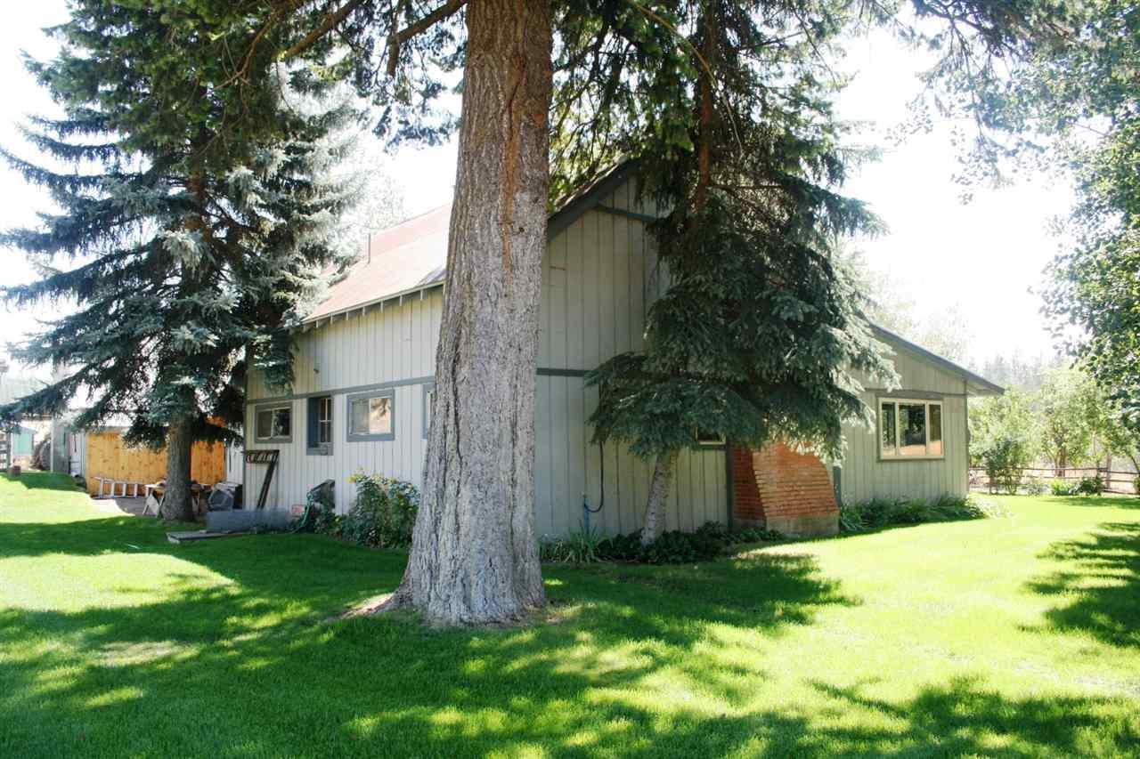 3741 East Jumpoff Rd - Photo 1