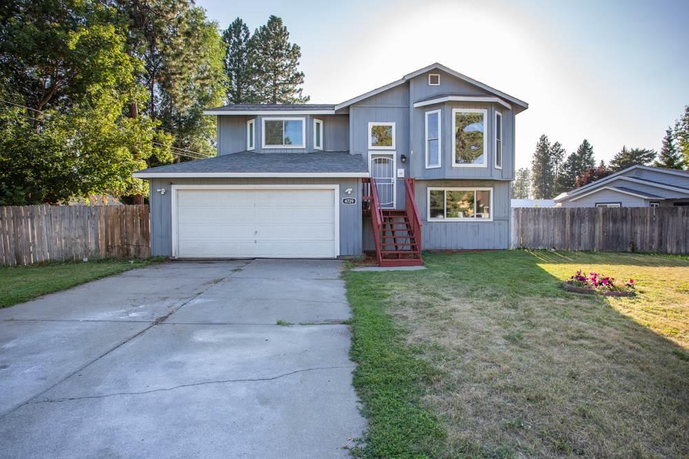 4729 Alameda Blvd - Photo 1