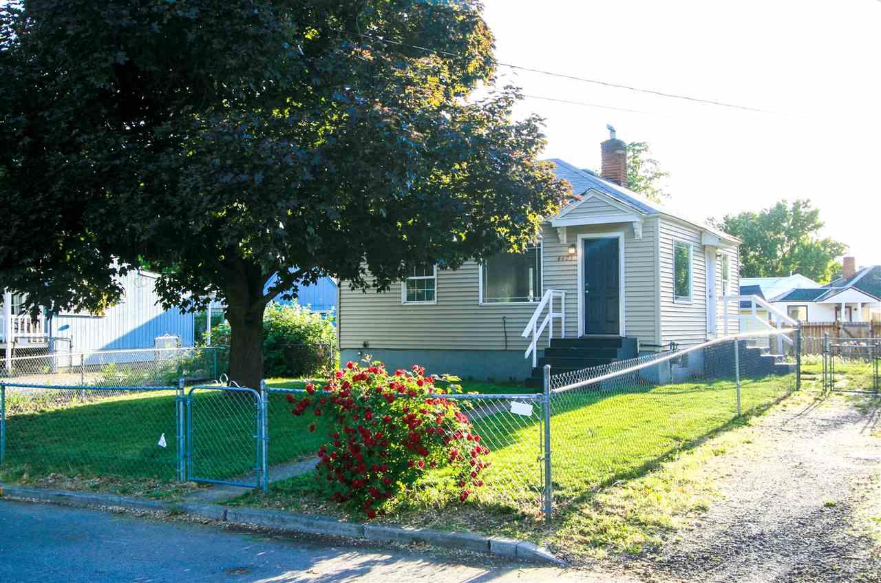 4423 Ellen Rd - Photo 1