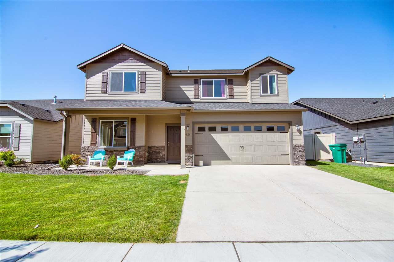 1665 Caufield Ct - Photo 1