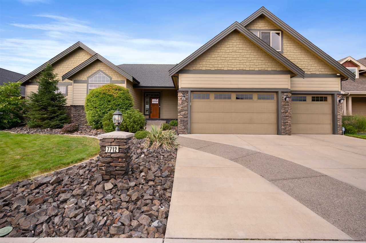 7712 Warren Ln - Photo 1
