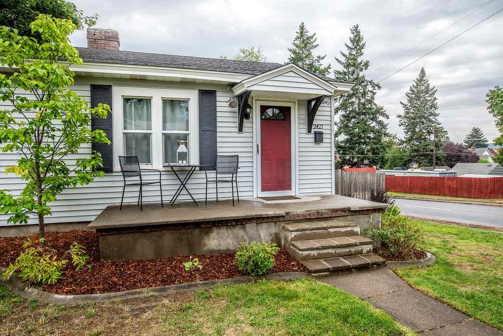 2427 Liberty Ave - Photo 1