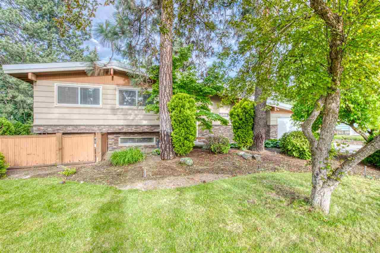 6814 Wall St - Photo 1