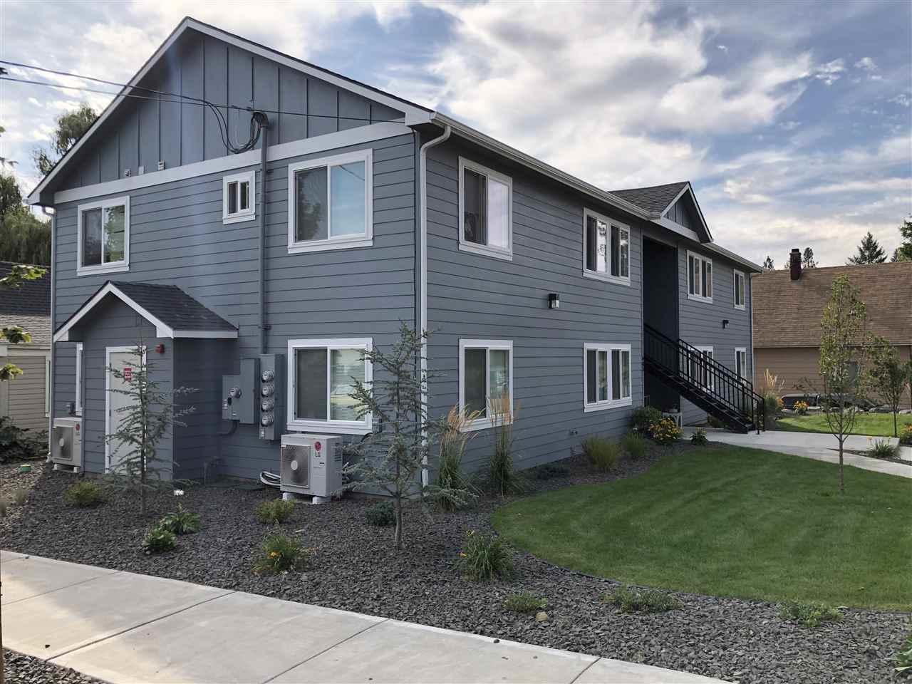 1608 Hartson Ave - Photo 1