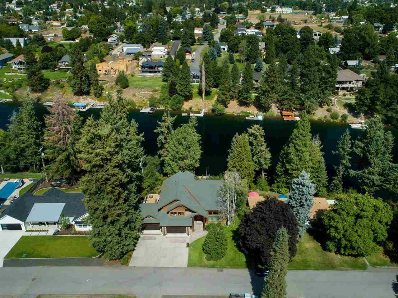 8605 South Riverway Ave - Photo 1